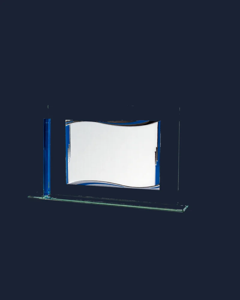 Placa Cristal con Columna Azul y Aluminio Ondulado