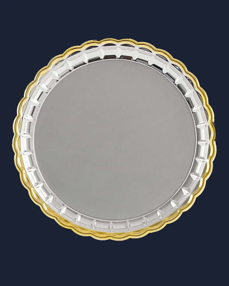 Plato Dorado y Plateado Cincelado